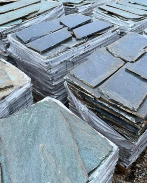 Lomljeni kamen - Karistos