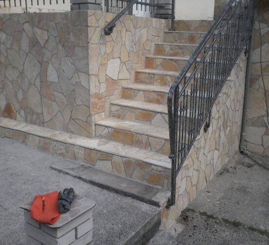 Prirdoni kamen Beograd - Mimaros Stone