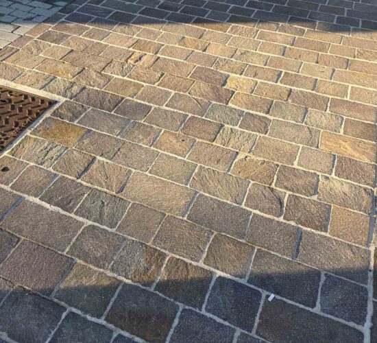 Prirdoni kamen Beograd - Mimaros Stone