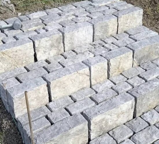 Prirdoni kamen Beograd - Mimaros Stone
