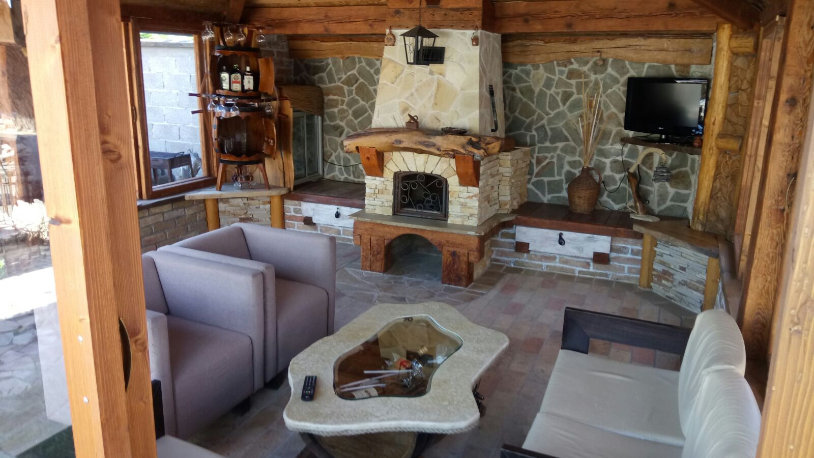 Prirdoni kamen Beograd - Mimaros Stone